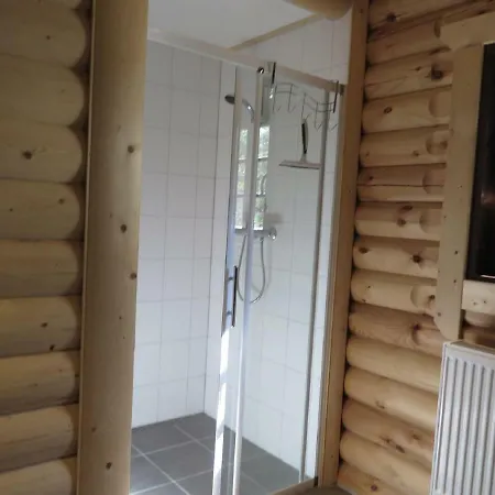 Atmospheric, Wooden House With A Dishwasher, In Nature בית נופש הונדרלו